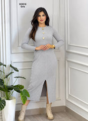 Robe longue femme côtelée fendue 023018 en Gris, boutons bijoux dorés