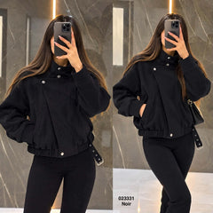 Vest courte poches latérales avec boutons pression 023331