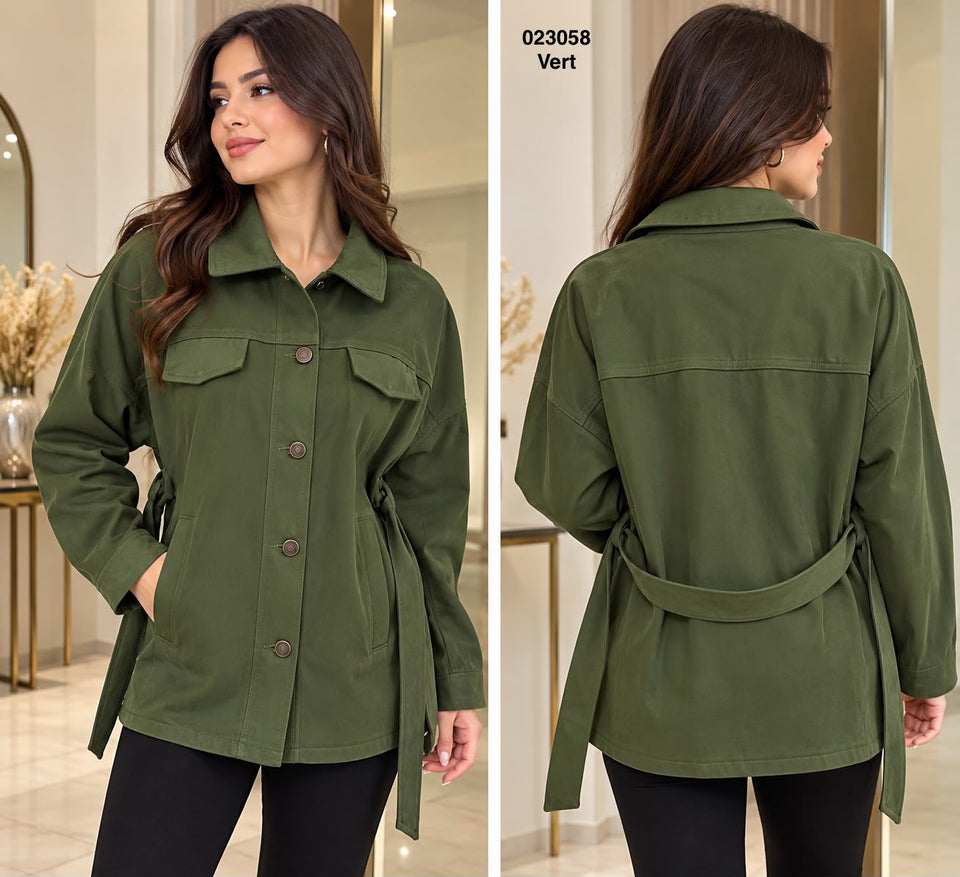 Veste femme en tissu jean vert kaki, ceinturée à poches – 023058
