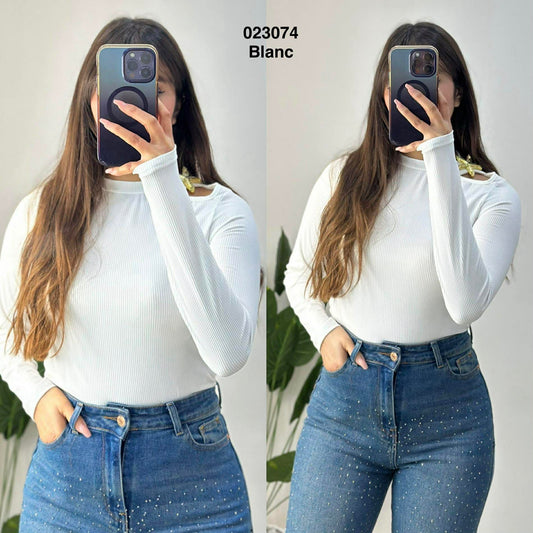Pul avec boucle star sur manche 023074