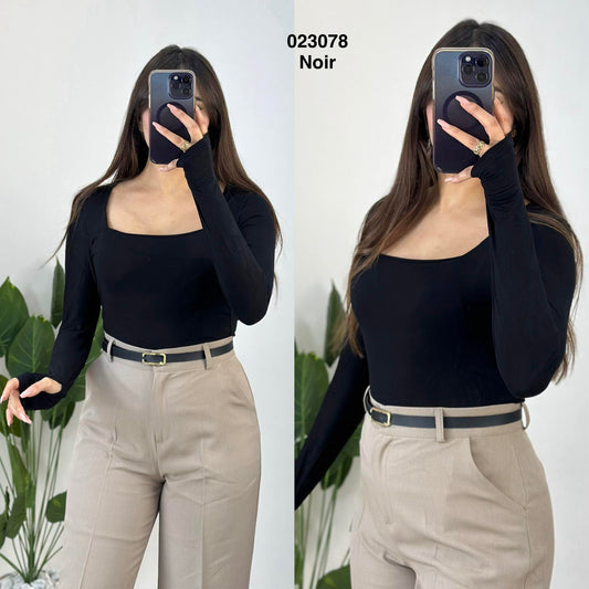Pull col carré chic – Confort & style (023078)