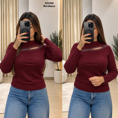 Pull laine strass ouverture décorative – Bordeaux – 023350