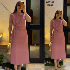 Robe avec ceinture 023107