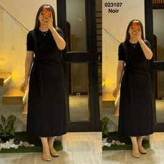 Robe avec ceinture 023107