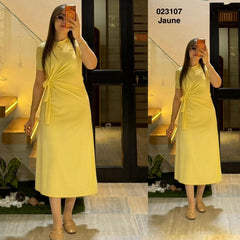 Robe avec ceinture 023107