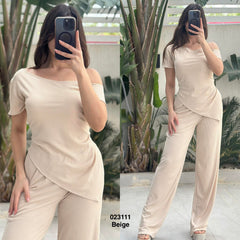 Tenue 2ps haut a encolure asymetrique avec une epaule denudee 023111