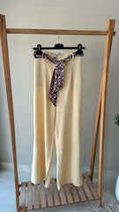 Pantalon kamreya avec caravatte 023161