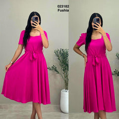 Robe avec ceinture 023182