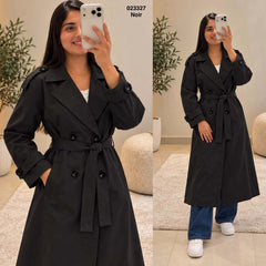 Trench croisé avec ceinture et boutons 023327